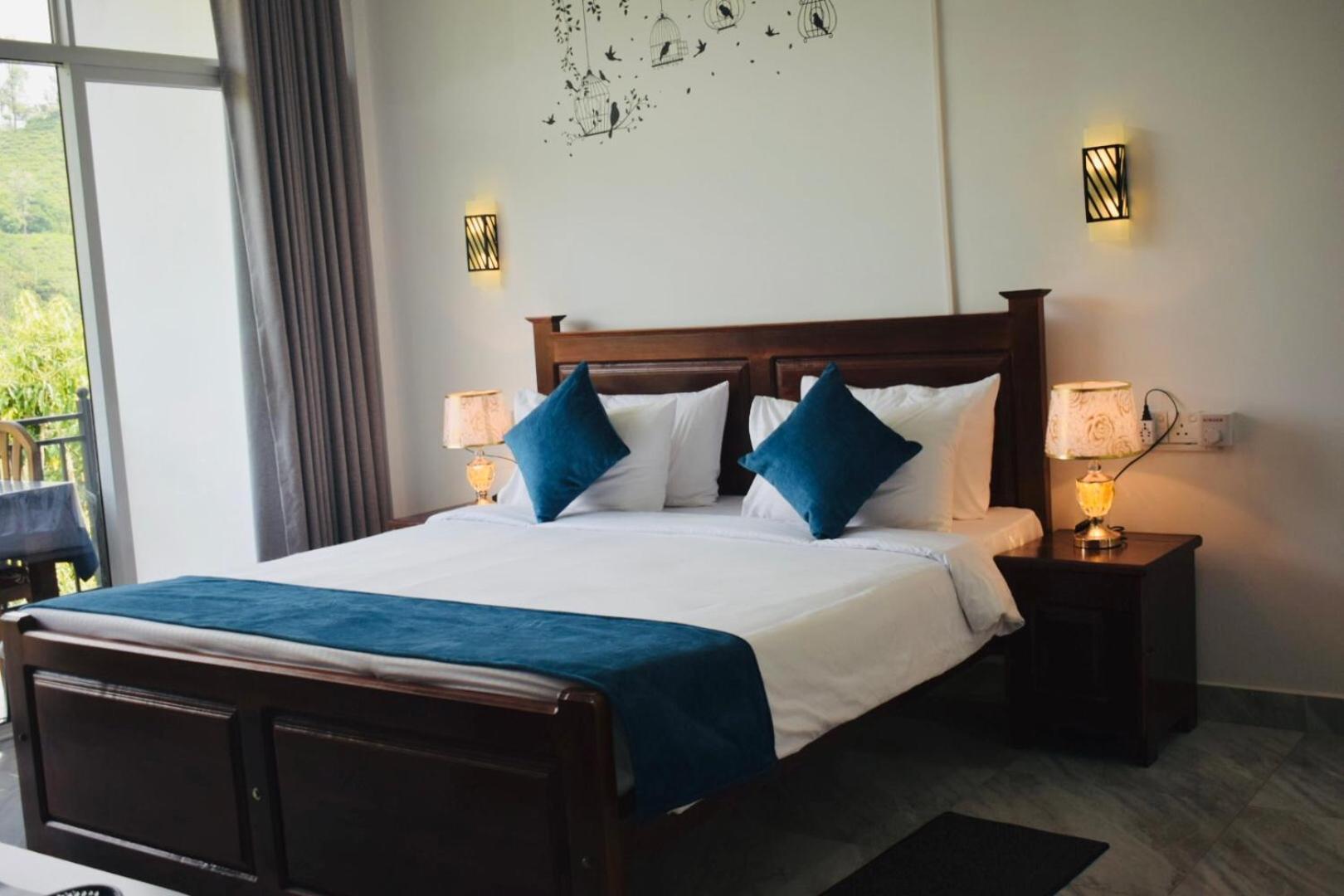 Relax Inn Ела Екстериор снимка