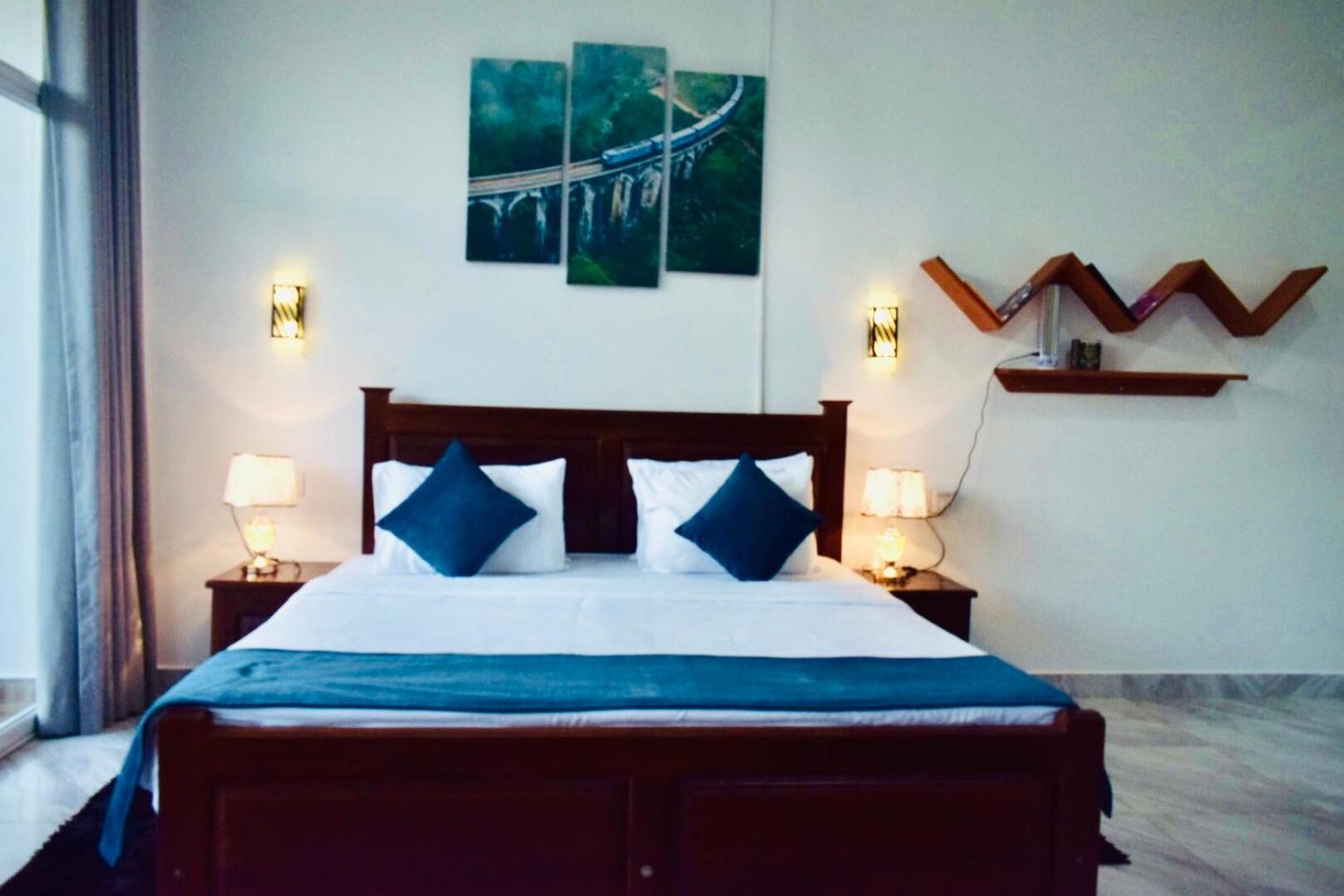 Relax Inn Ела Екстериор снимка